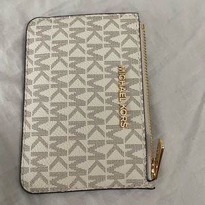 Michael Kors Jet Set Travel Small Coin Pouch with ID